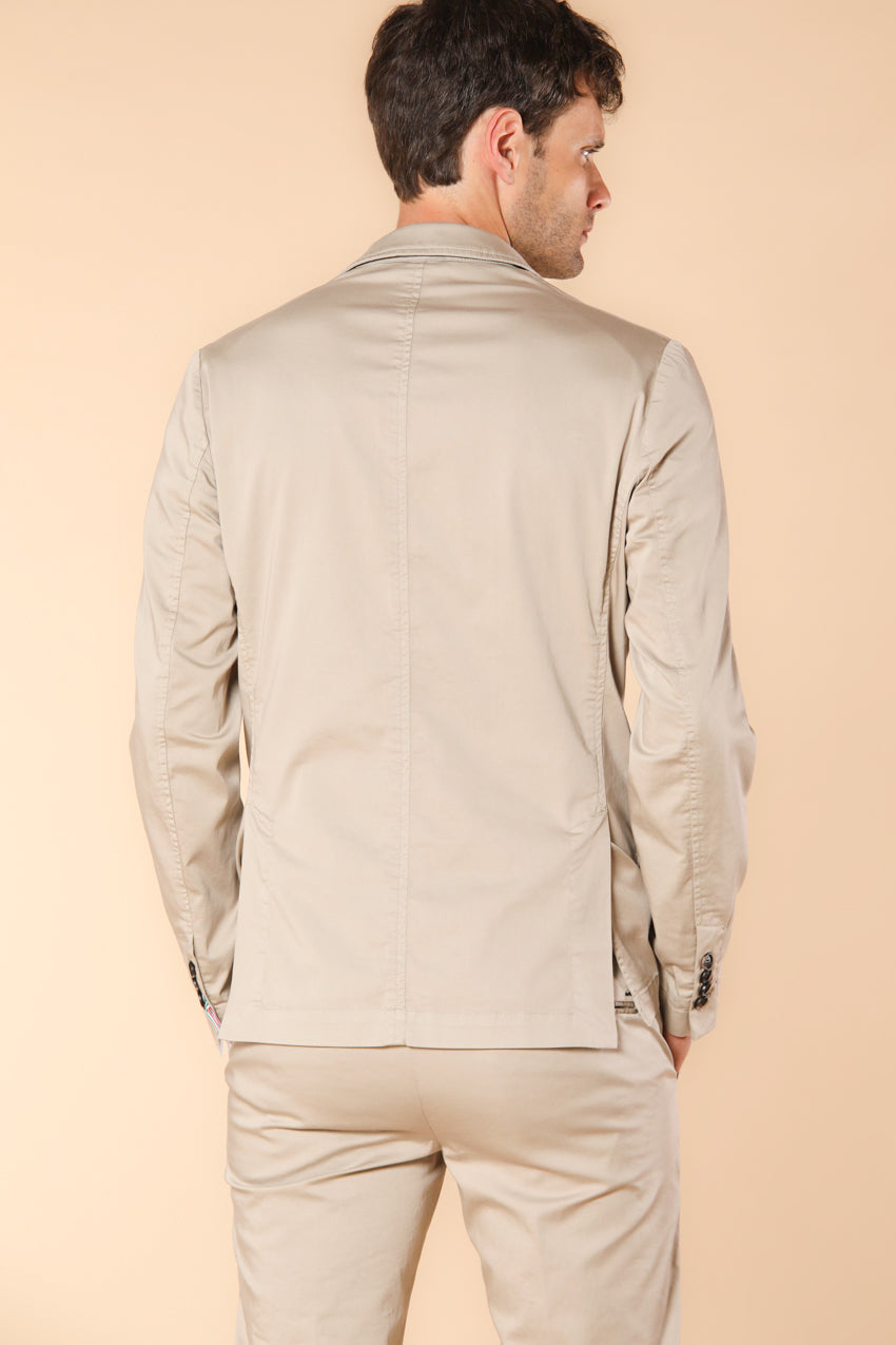 Da Vinci men's travel blazer in technical stretch satin with details