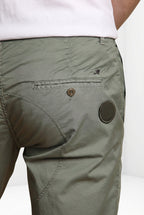 John Coolkhinos men's chino bermuda shorts in pima cotton logo edition carrot fit ①