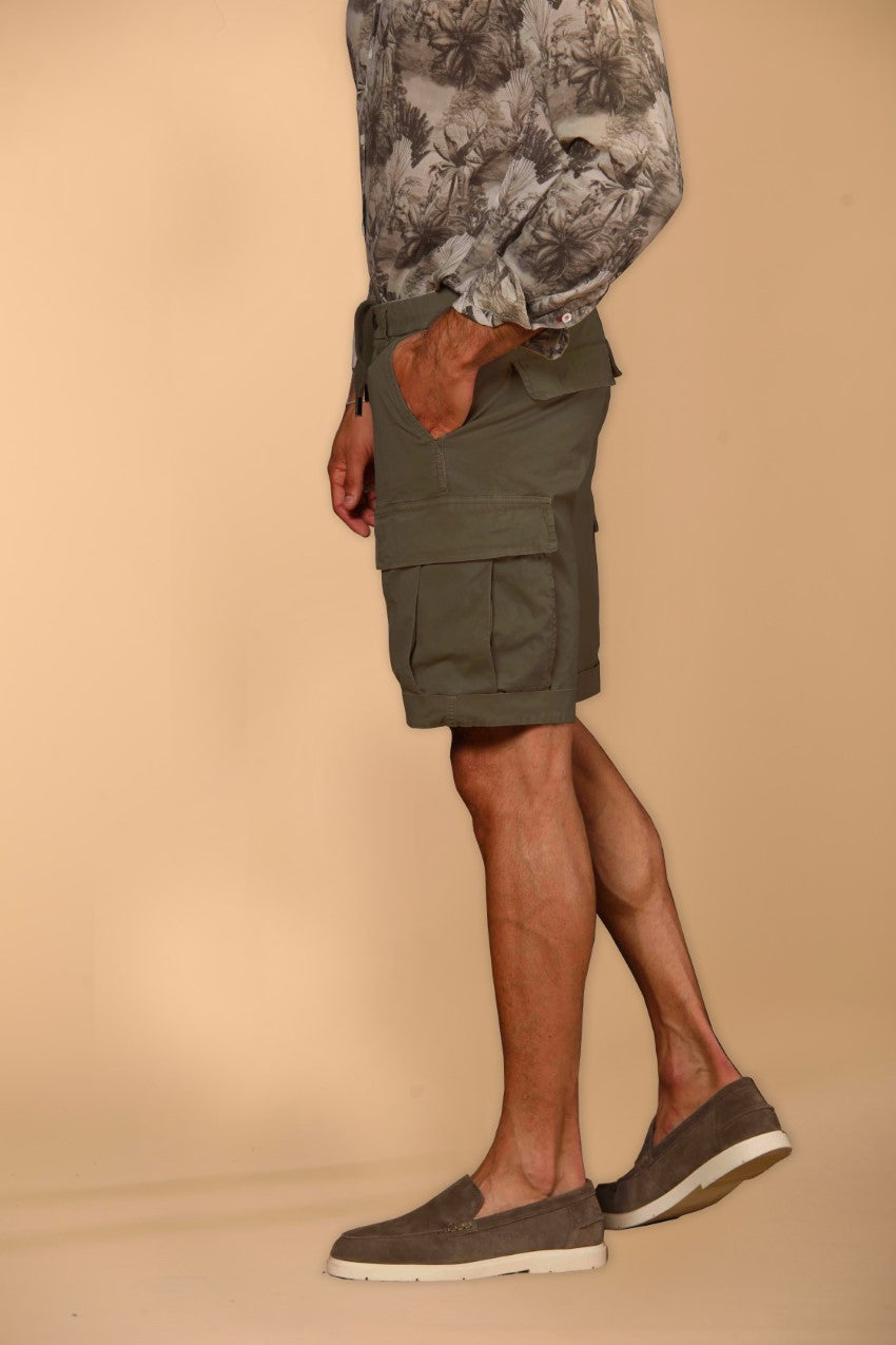 Cargo M74 Herren Cargo-Shorts aus Gabardine in relaxed fit ①