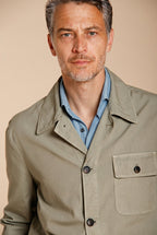 Work veste surchemise homme en toile oxford ①