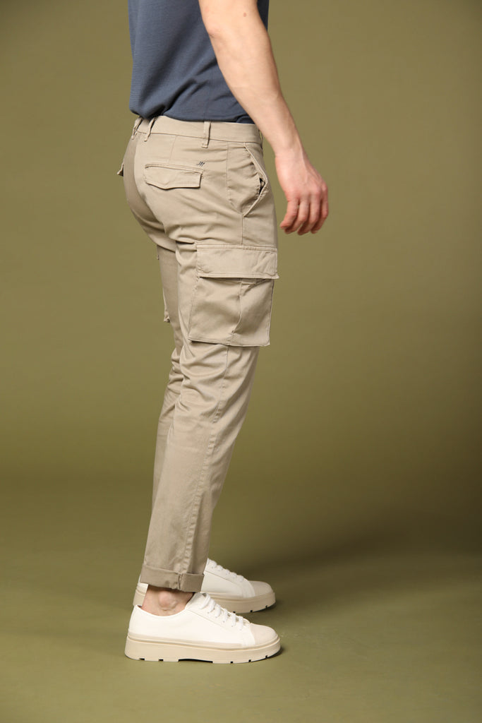 Image 5 de pantalon cargo pour homme modèle Chile City en stuc clair, coupe régulière de Mason's