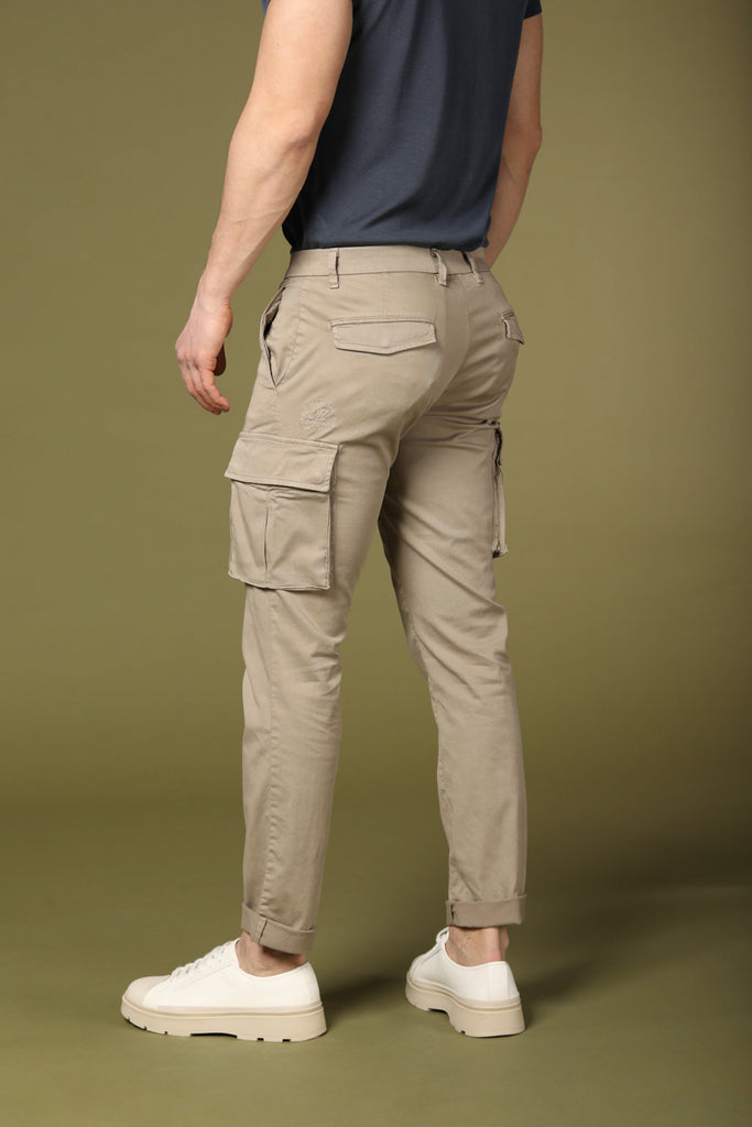 Image 6 de pantalon cargo pour homme modèle Chile City en stuc clair, coupe régulière de Mason's
