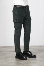 Chile men’s cargo pants in wide-wale velvet with regular fit