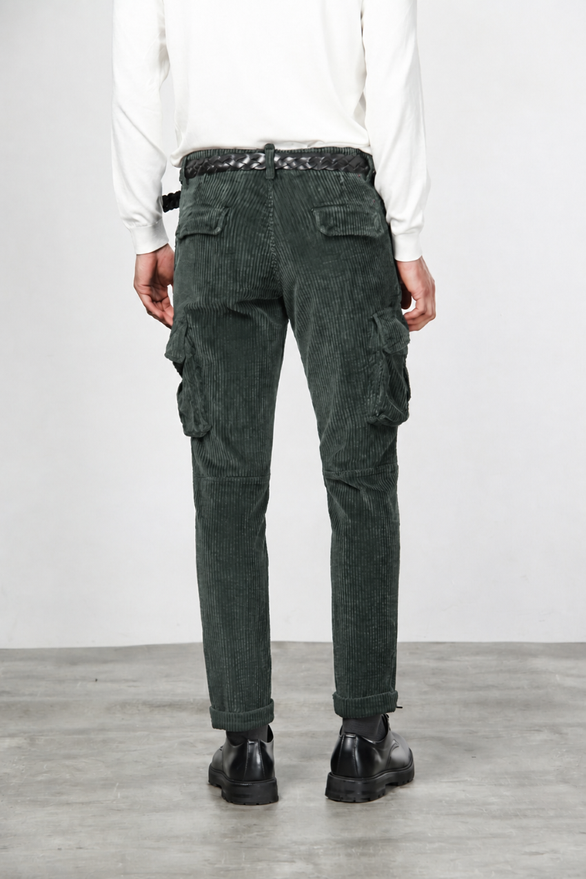 Chile men’s cargo pants in wide-wale velvet with regular fit