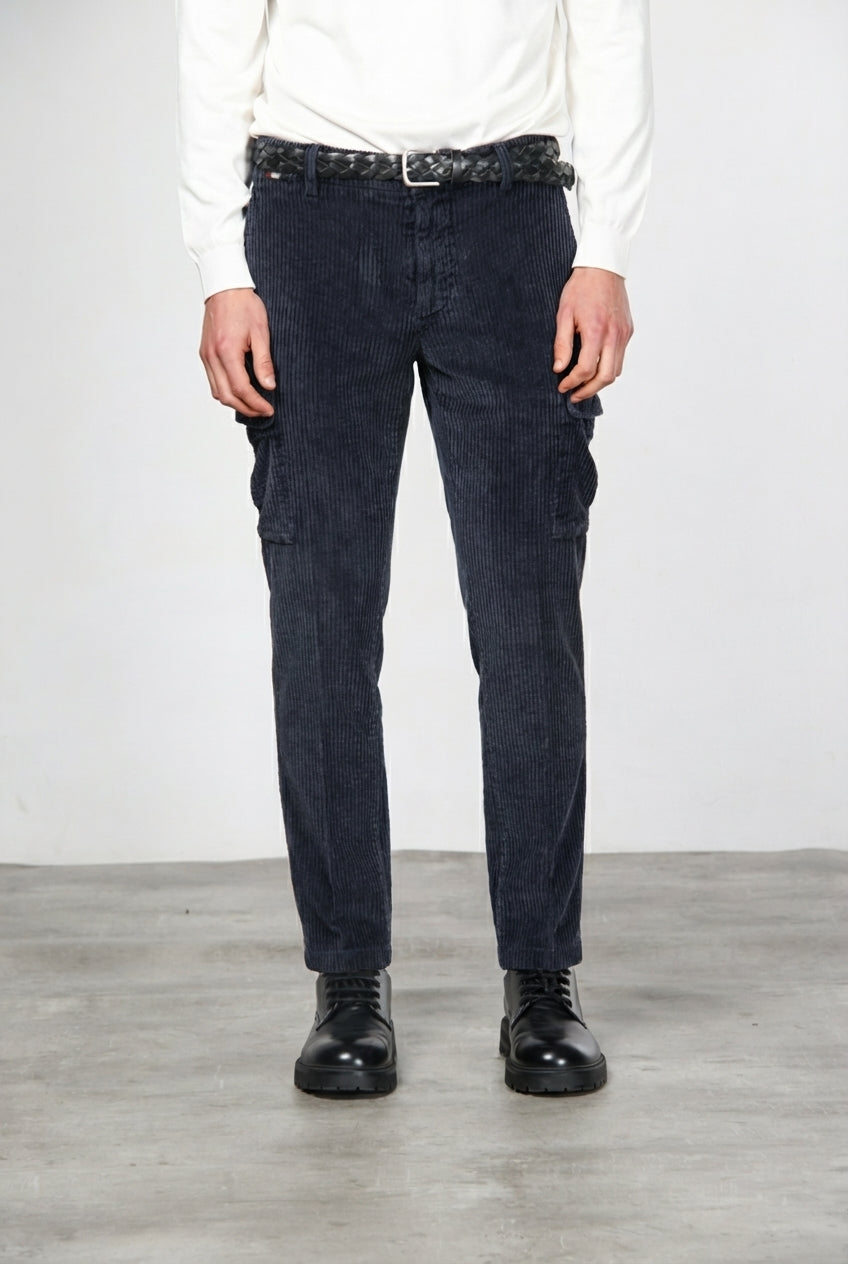 Chile Herren-Cargohose aus breit geripptem Samt mit regular fit
