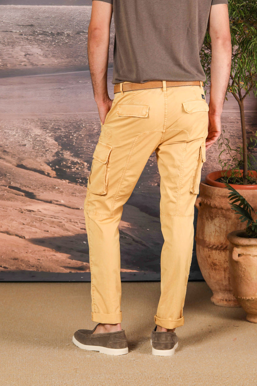 Chile Men's cargo pants in lightweight pima cotton twill  special washing  Extra-Slim Fit