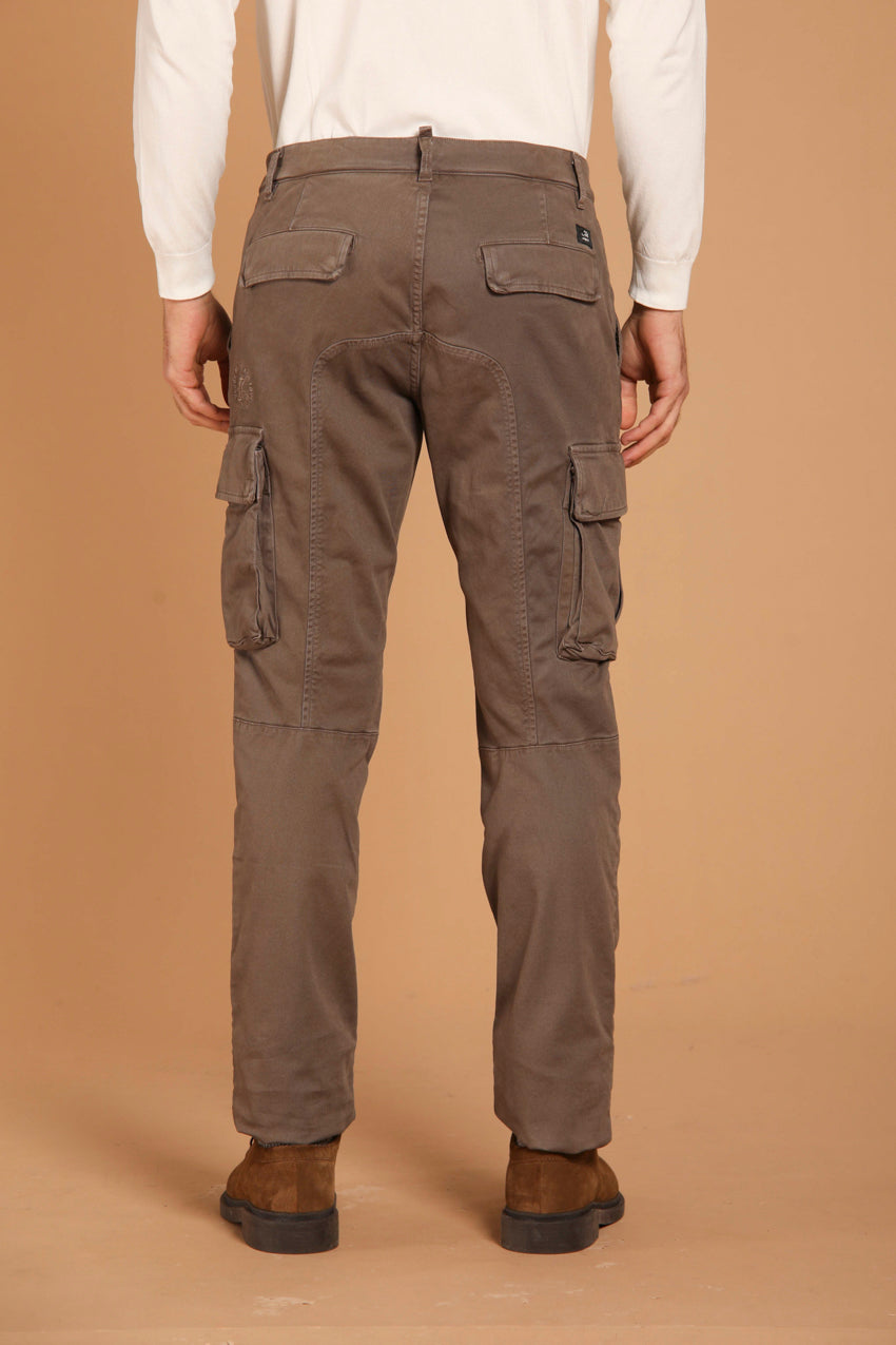 immagine 5 di pantalone cargo uomo modello Chile1 di colore cacao fit extra slim di Mason's