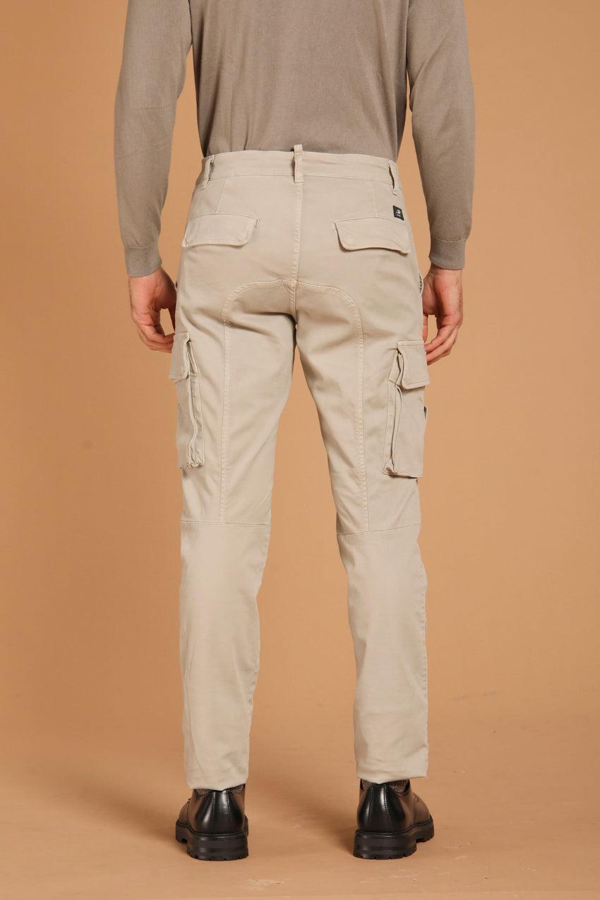 immagine 5 di pantalone cargo uomo modello Chile1 di colore grigio fit extra slim di Mason's