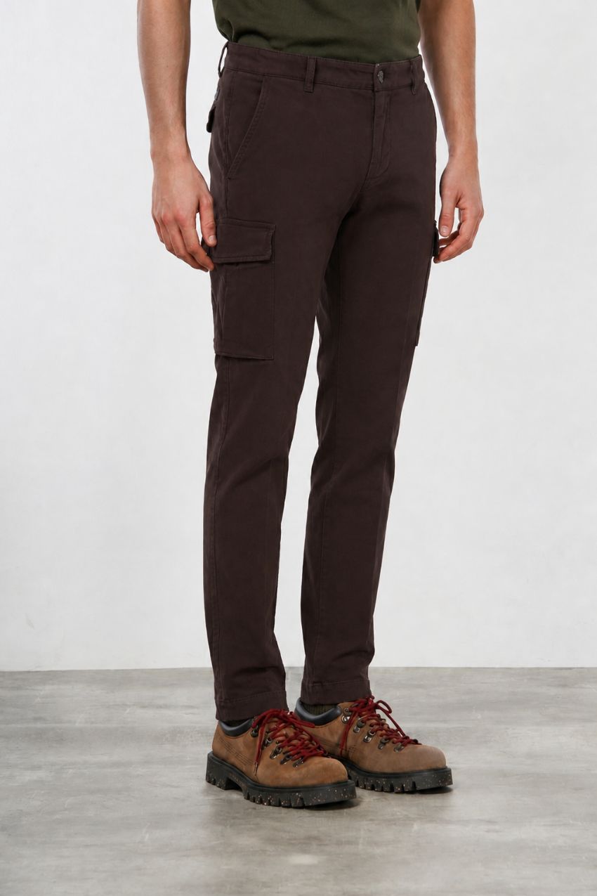 Chile Cargohose für Herren aus Stretch-Gabardine Extra Slim Fit ①