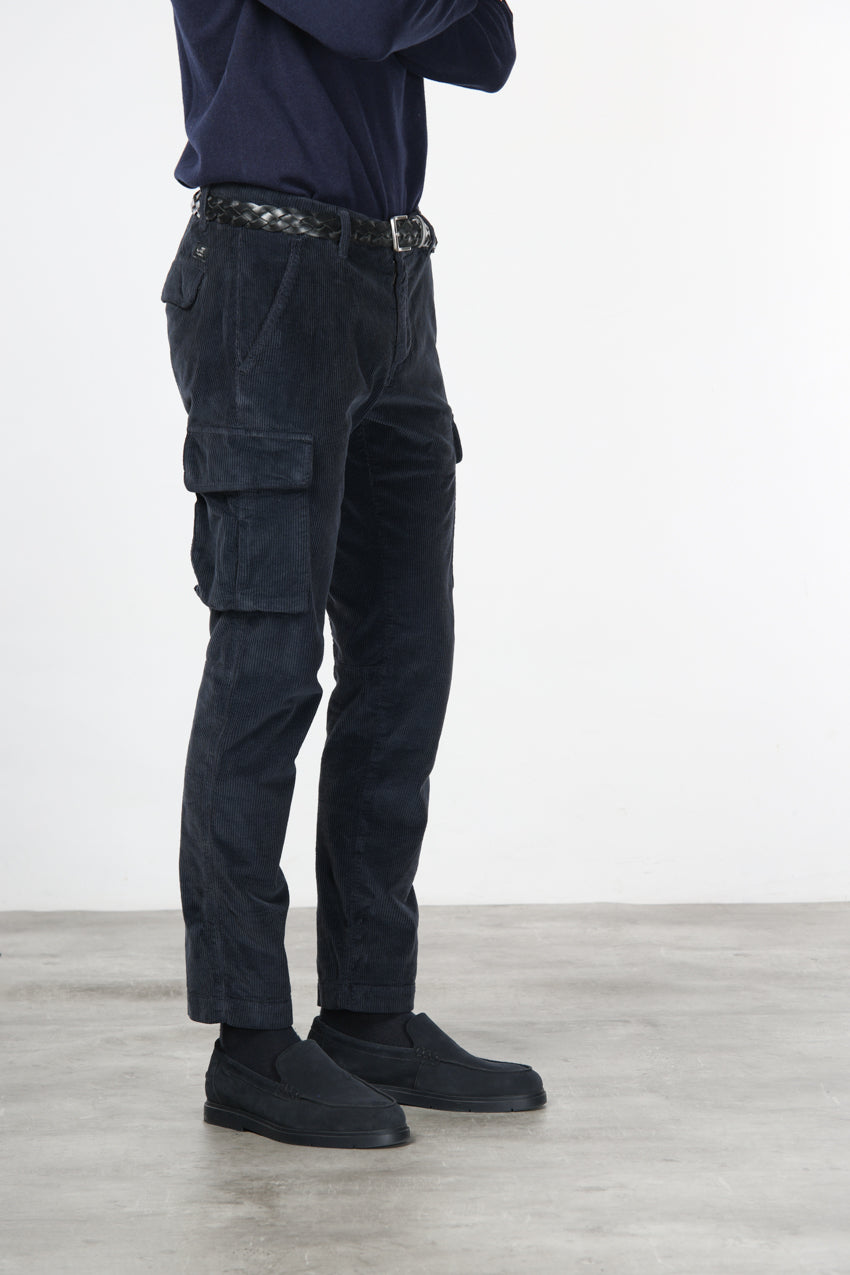 Chile Cordhose Herren in 500-Rippen-Cord, Extra Slim Fit ①