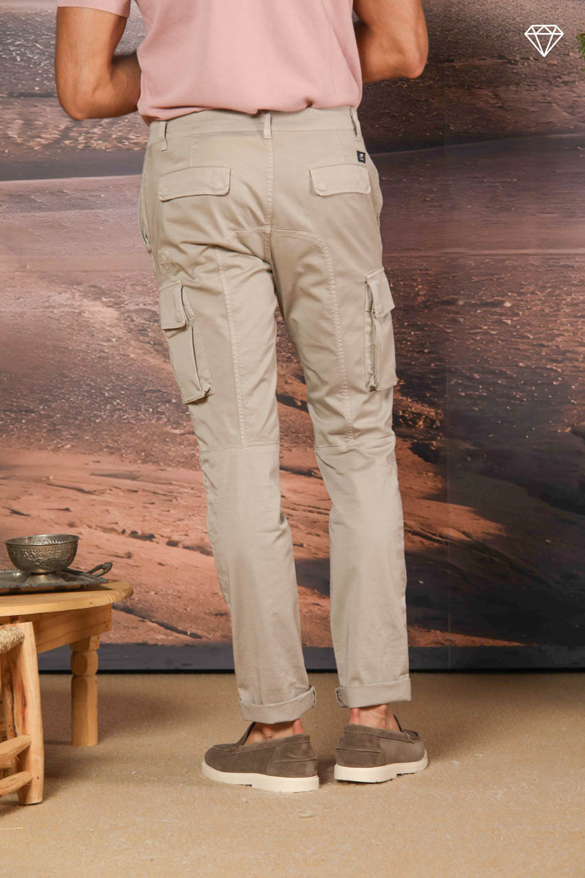 Chile pantalon cargo homme en satin stretch coupe Extra Slim ①