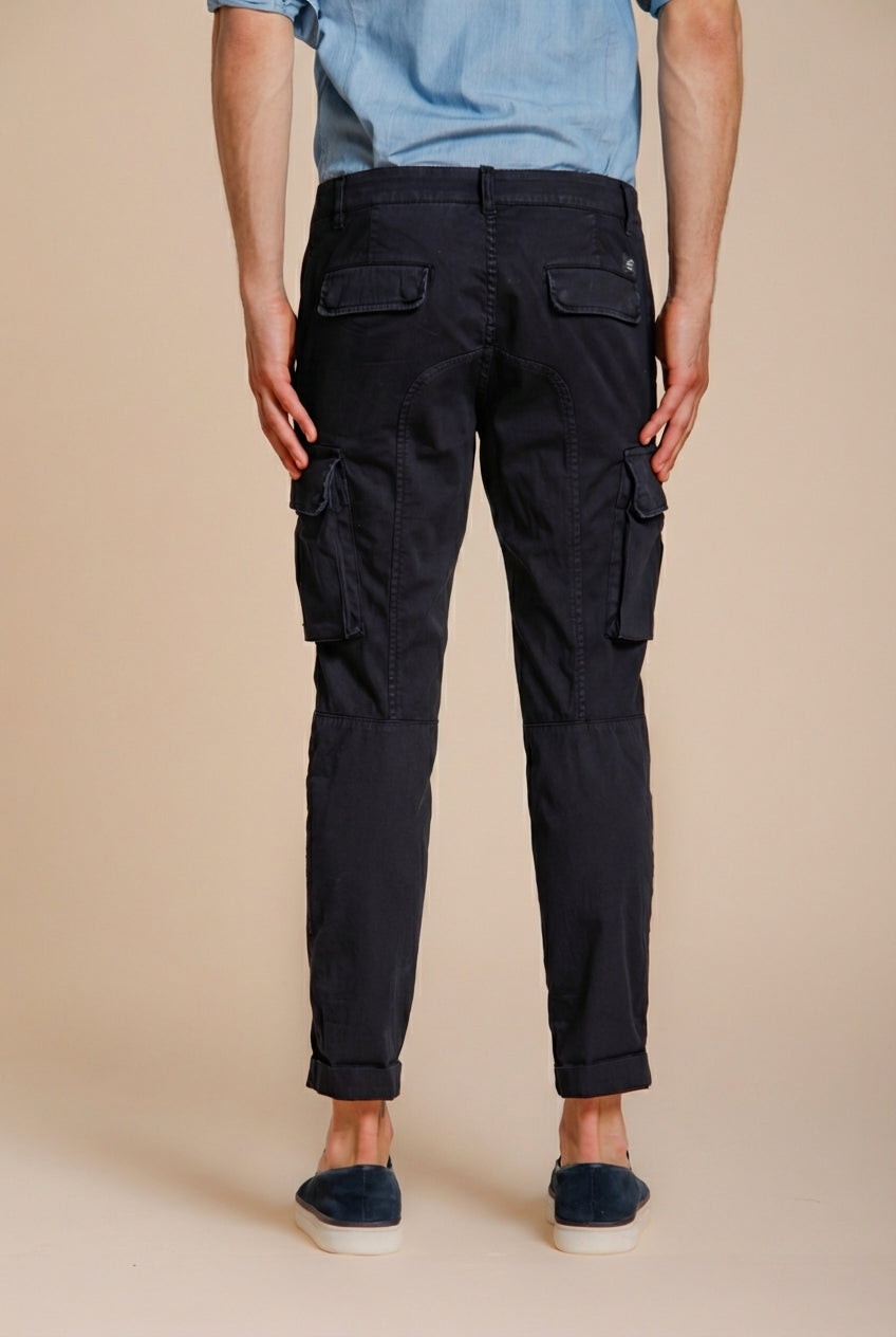 Chile Herren Cargo Hose aus Stretch-Satin extra slim fit ①