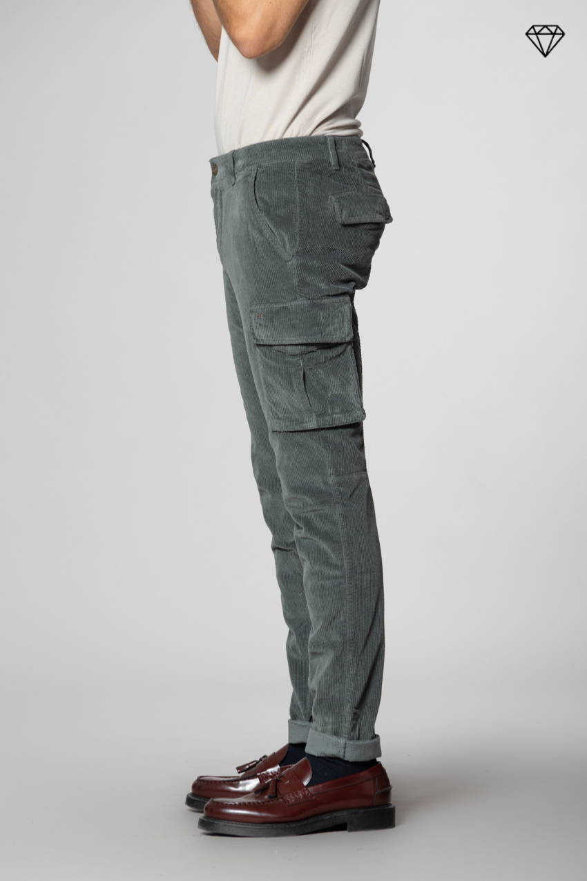 Chile men's cargo trousers in 500-wale corduroy extra slim fit ①