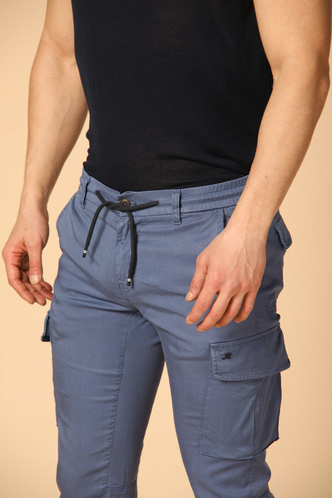 Image 3 de pantalon cargo pour homme modèle Chile Elax en indigo, coupe extra slim de Mason's