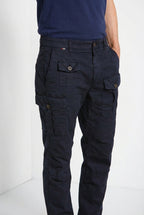 George Coolpocket Herren Cargo Hose aus leichtem Stretch-Twill Logo Edition carrot fit ①