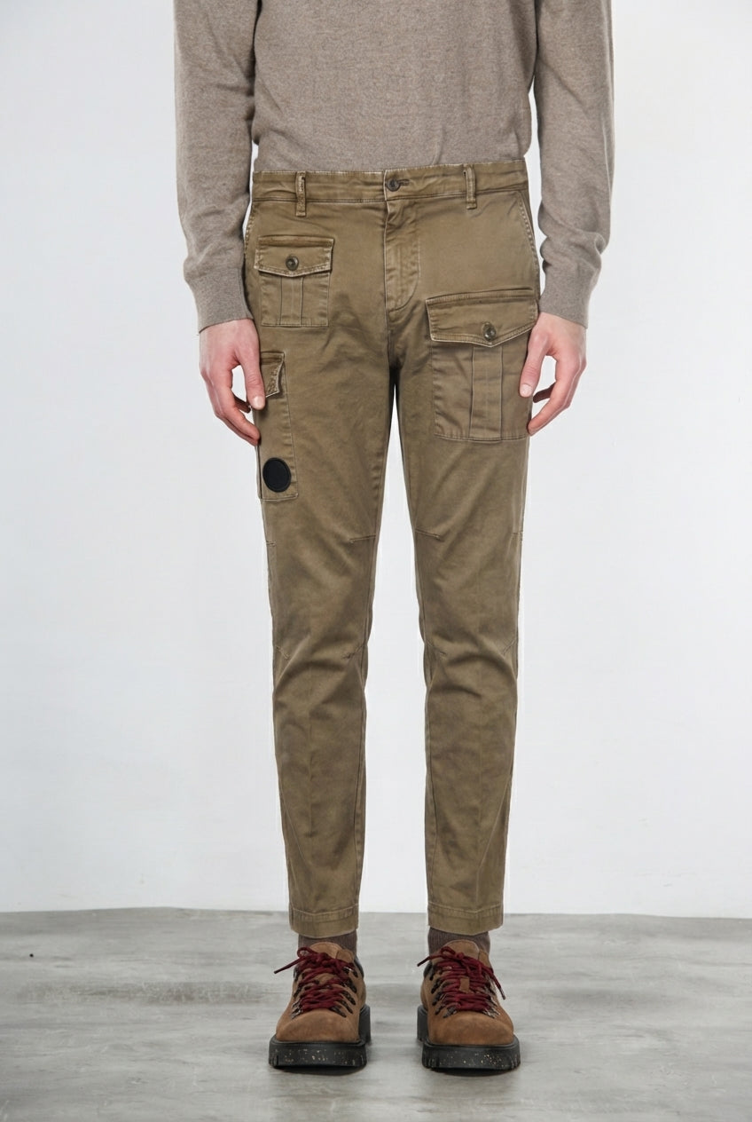 George Coolpocket pantalon cargo homme en gabardine carrot fit ①
