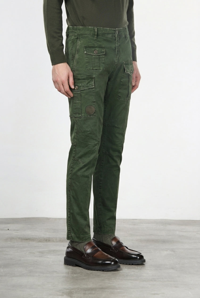 George Coolpocket pantalon cargo homme en gabardine carrot fit ①
