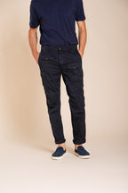 George Coolpocket men's cargo pants in lightweight stretch twill Logo Edition carrot fit ①