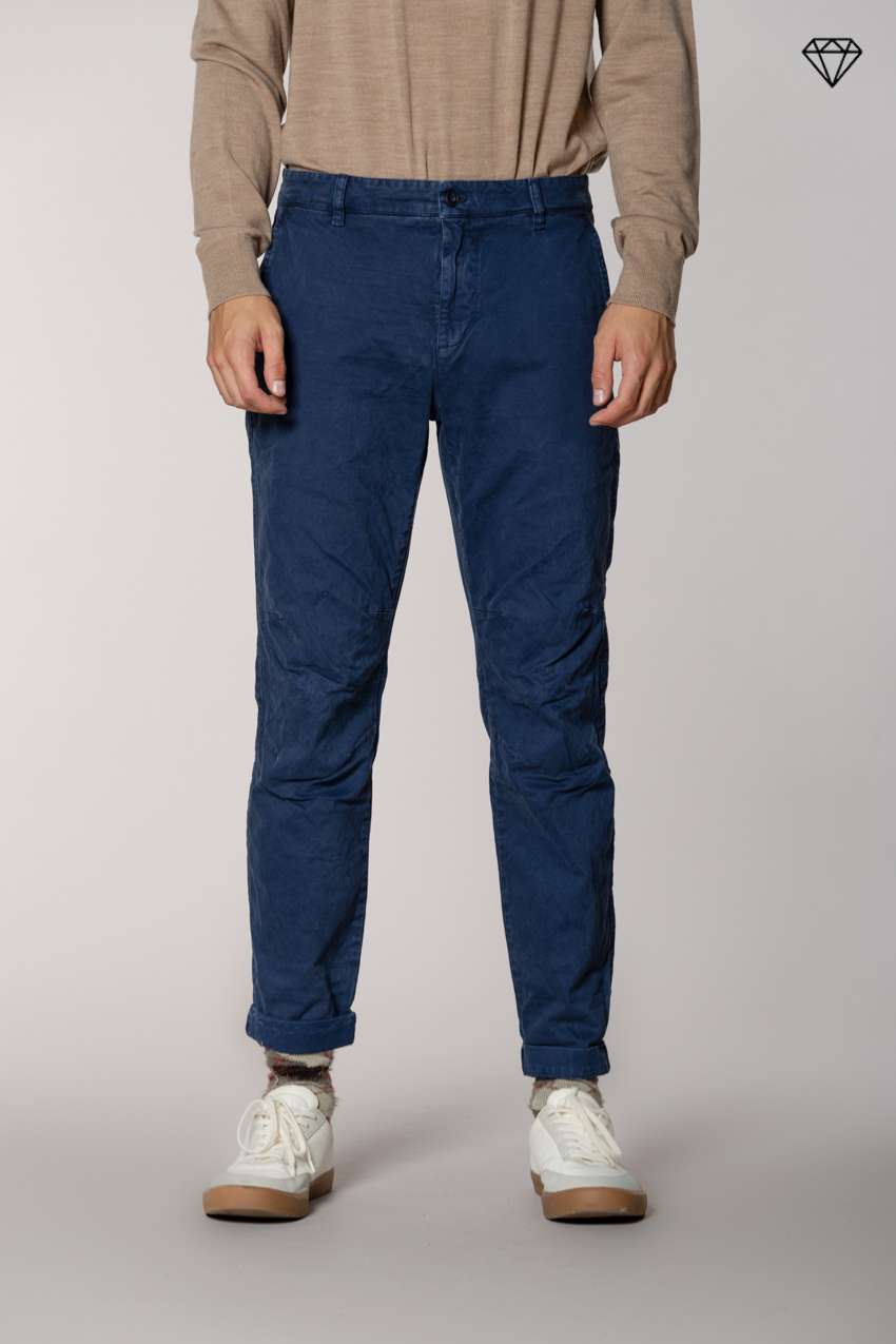 John Coolkhinos men’s chino pants in gabardine logo edition carrot fit ①