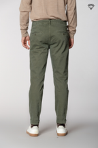 John Coolkhinos pantalon chino homme en gabardine logo edition carrot fit ①