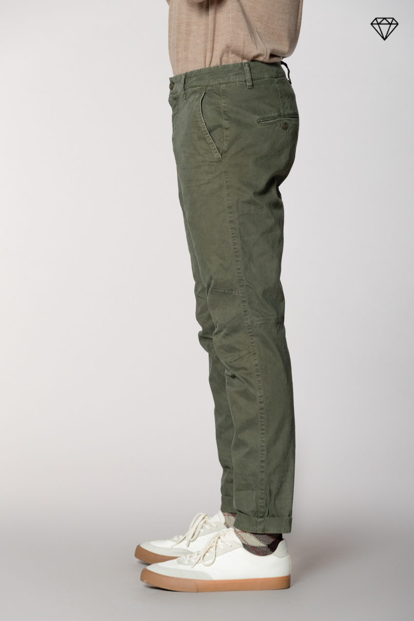 John Coolkhinos pantalon chino homme en gabardine logo edition carrot fit ①