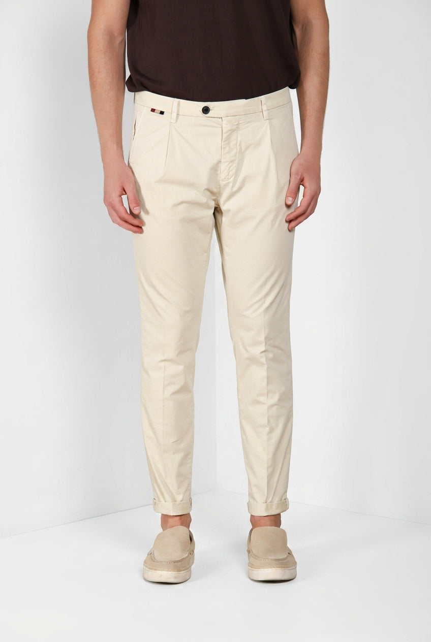 Osaka 1 Pince delamere men's chino pants stretch gabardine carrot fit