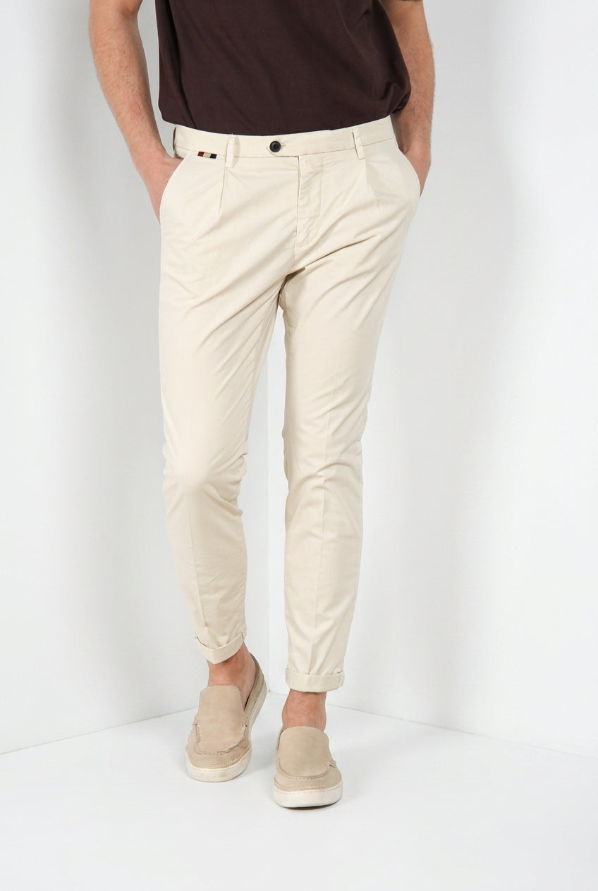 Osaka 1 Pince delamere men's chino pants stretch gabardine carrot fit