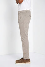 Osaka 1 Pince Delamere Hose Chino Herren aus Stretch-Gabardine carrot fit