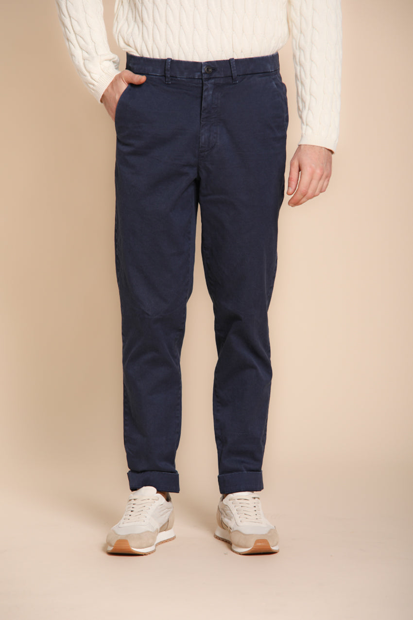Chinos pantalone chino uomo in gabardina relaxed fit