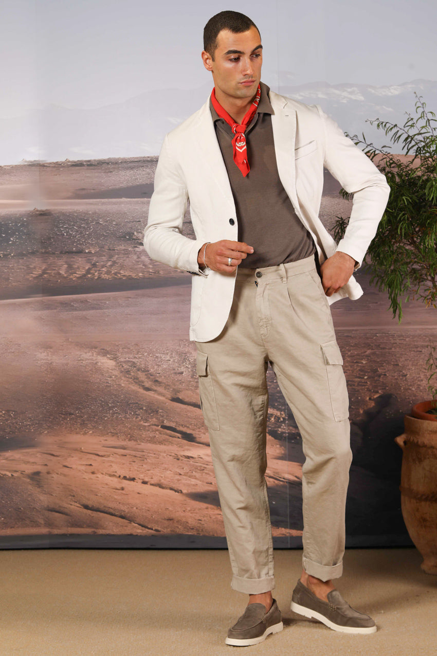 Immagine 4 di Cargo 22 pantalone cargo uomo brocken in cotone canapa relaxed fit colore beige scuro di Mason's