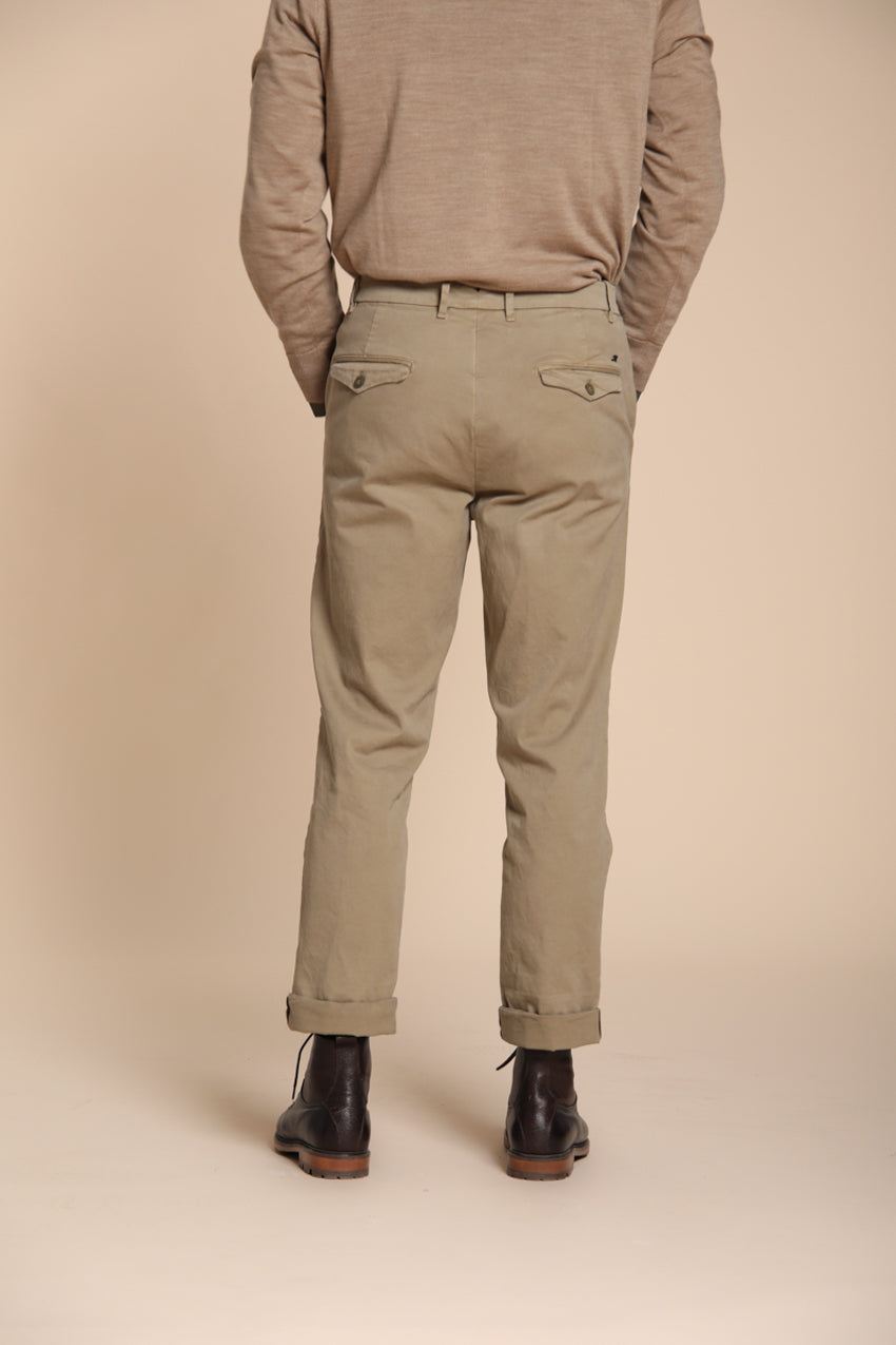 Chinos pantalone chino uomo in gabardina relaxed fit