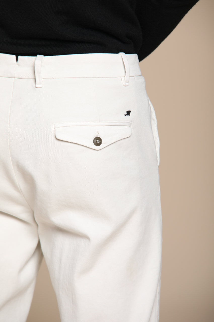 Chinos pantalone chino uomo in gabardina relaxed fit
