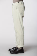 Don Johnson 2 Pinces men’s chino pants in 500-wale corduroy carrot fit
