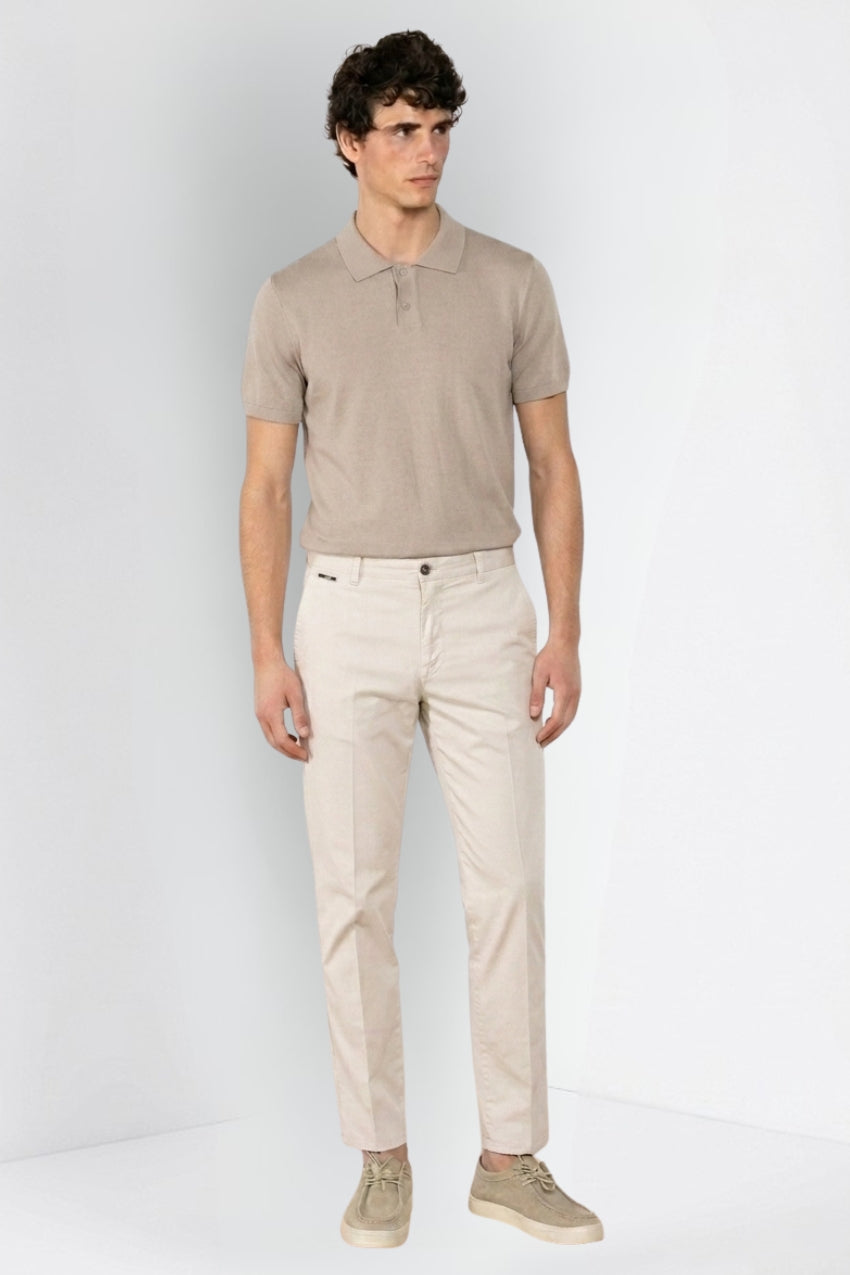 Madison M74 Hose Chino Herren aus leichtem Stretch Twill carrot fit