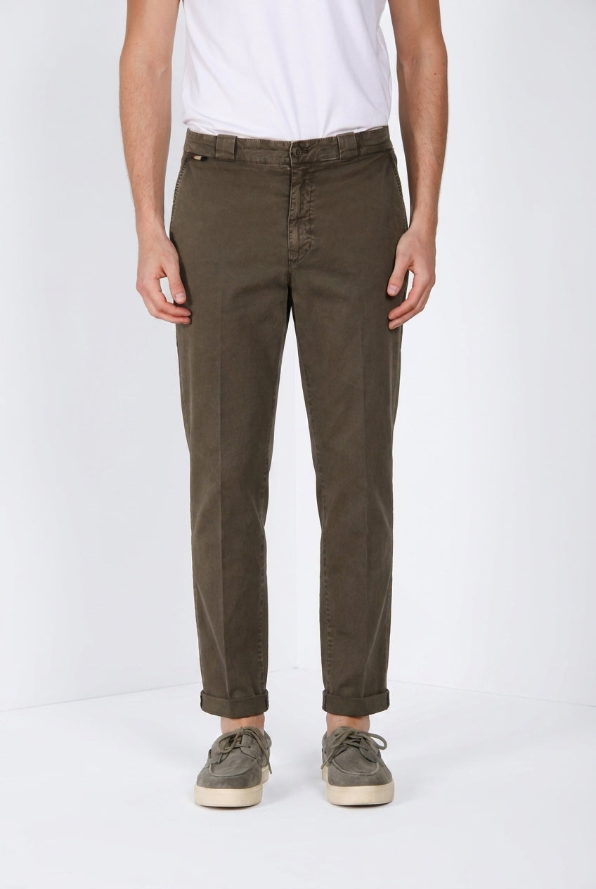 Madison M74 Hose Chino Herren aus leichtem Stretch-Twill carrot fit