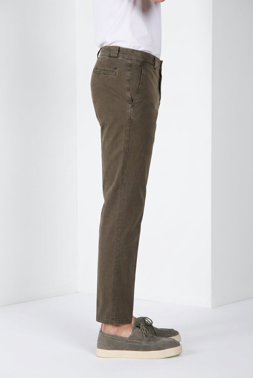 Madison M74 pantalon chino homme en twill léger stretch carrot fit