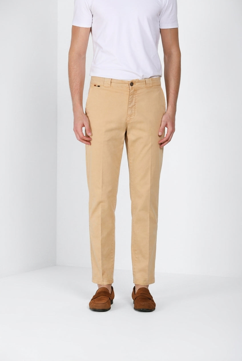 Madison M74 pantalon chino homme en twill léger stretch carrot fit