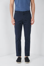Madison M74 pantalon chino homme en twill léger stretch carrot fit