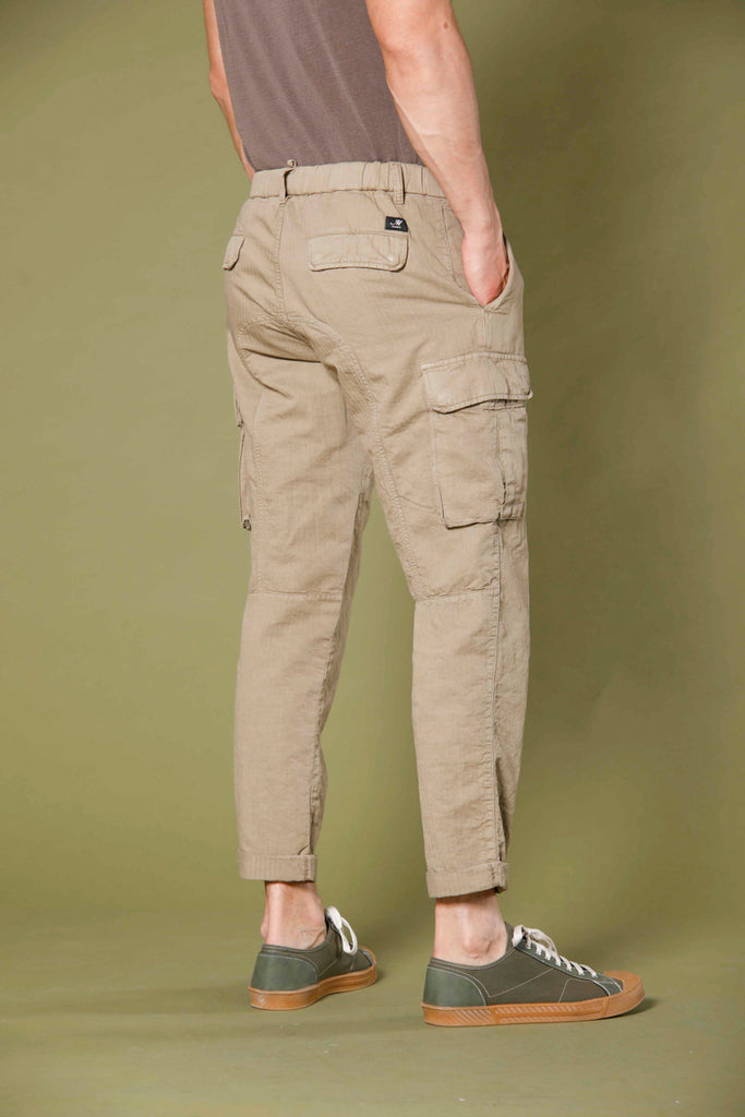 image 4 de pantalon cargo en chanvre pour homme modèle chile buckle khaki regular fit de mason's 
