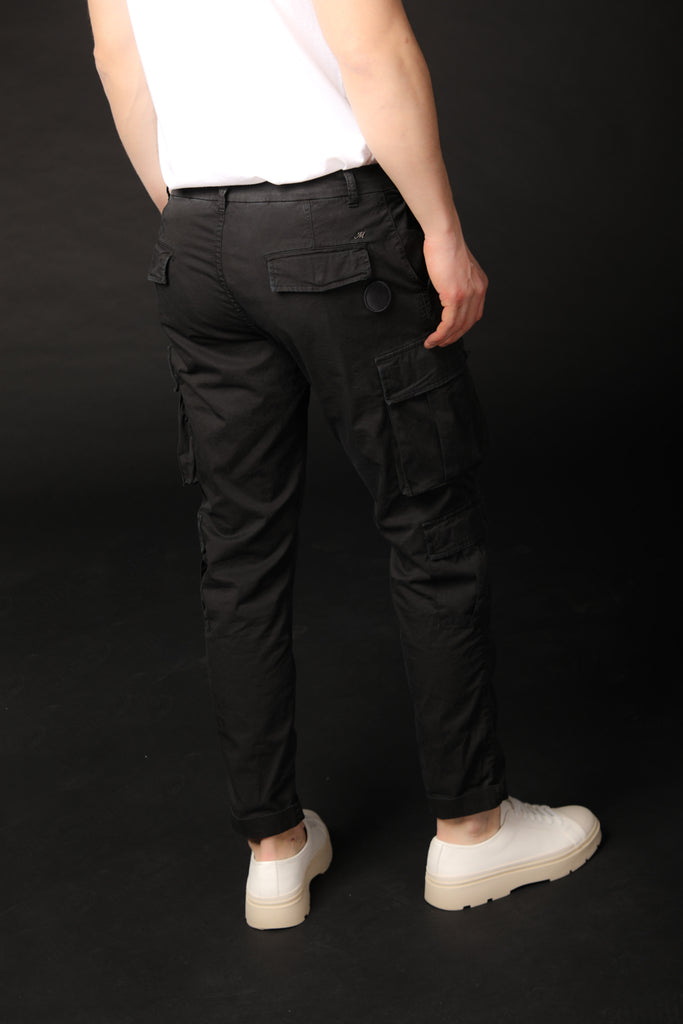 Image 5 de pantalon cargo pour homme modèle Bahamas en noir, coupe régulière de Mason's