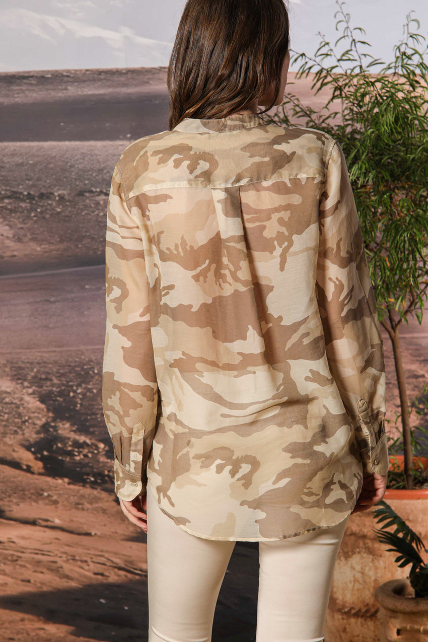 Delhi Damenbluse mit langen Ärmeln aus Musselin mit Camouflage-Druck