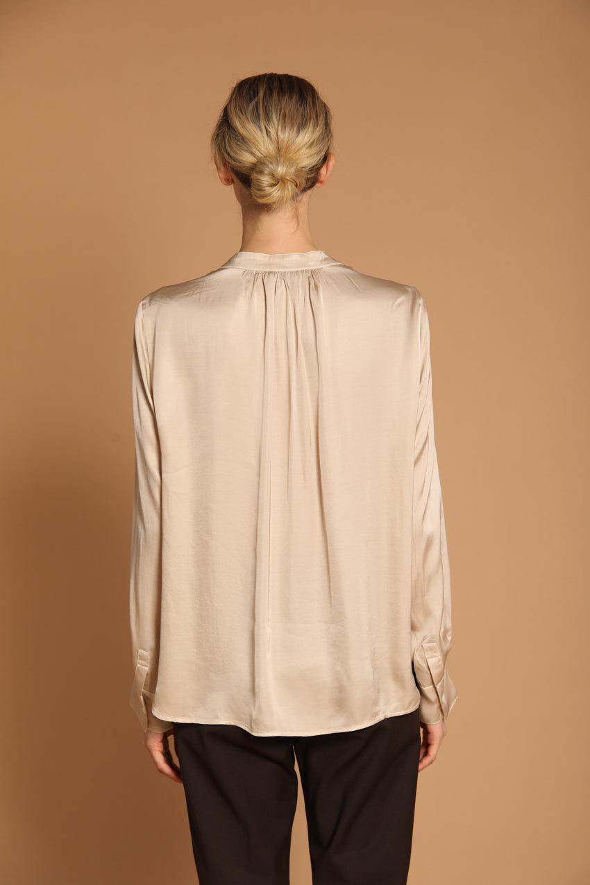 immagine 4 di camicia donna, modello Adele, in viscosa di colore ghiaccio di mason's