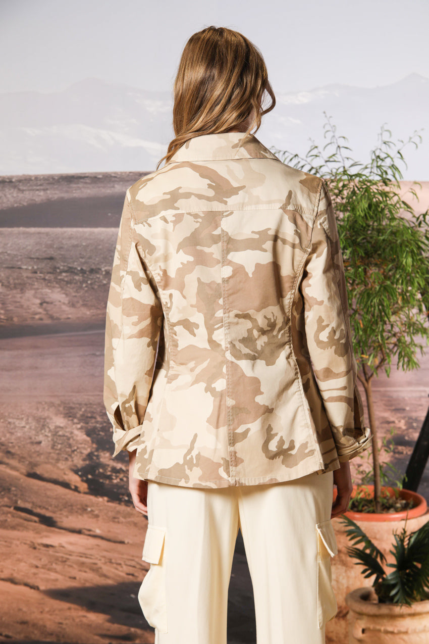 Santa Barbara Damenjacke aus Twill mit Camouflage-Beige-Druck