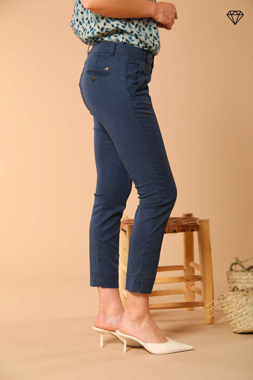 Immagine 4 di pantalone chino donna in twill modello Jaqueline Curvie curvy fit