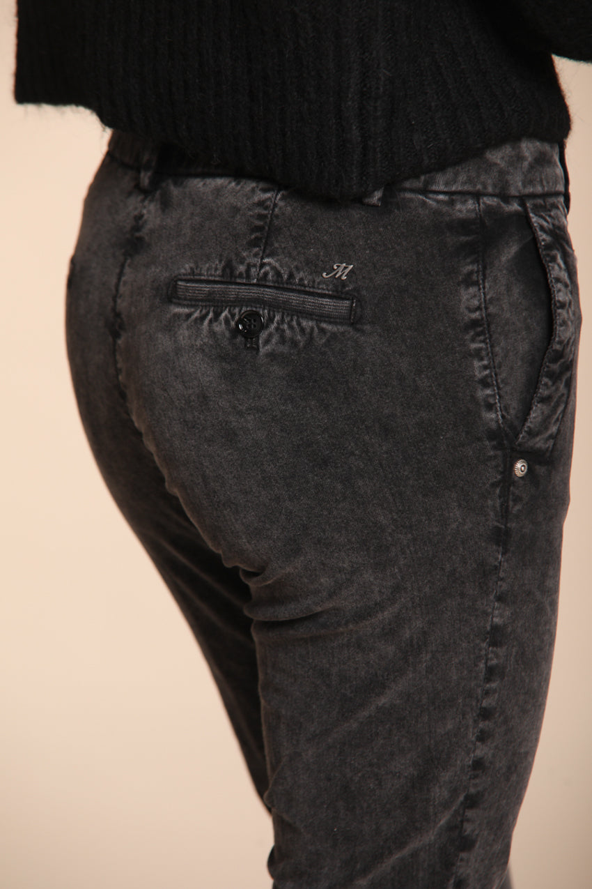Foto 2 Jaqueline Archivio pantaloni chino donna in velluto 1000 righe slim fit