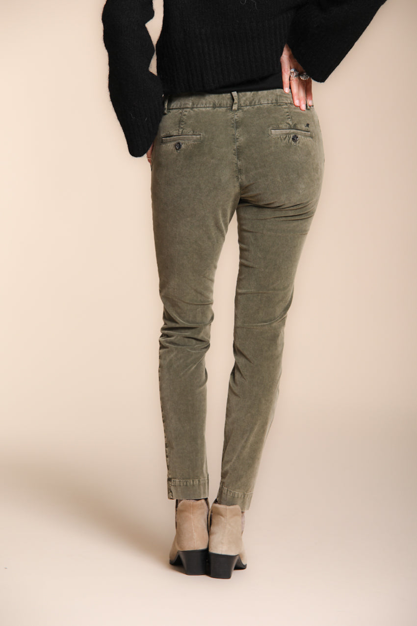 Foto 5 Jaqueline Archivio pantaloni chino donna in velluto 1000 righe slim fit