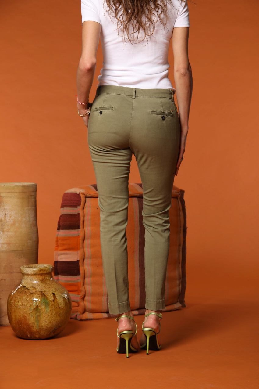 Jaqueline Archivio pantalone chino donna in gabardina slim fit