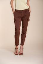 Chile City pantalon cargo femme en gabardine stretch slim fit