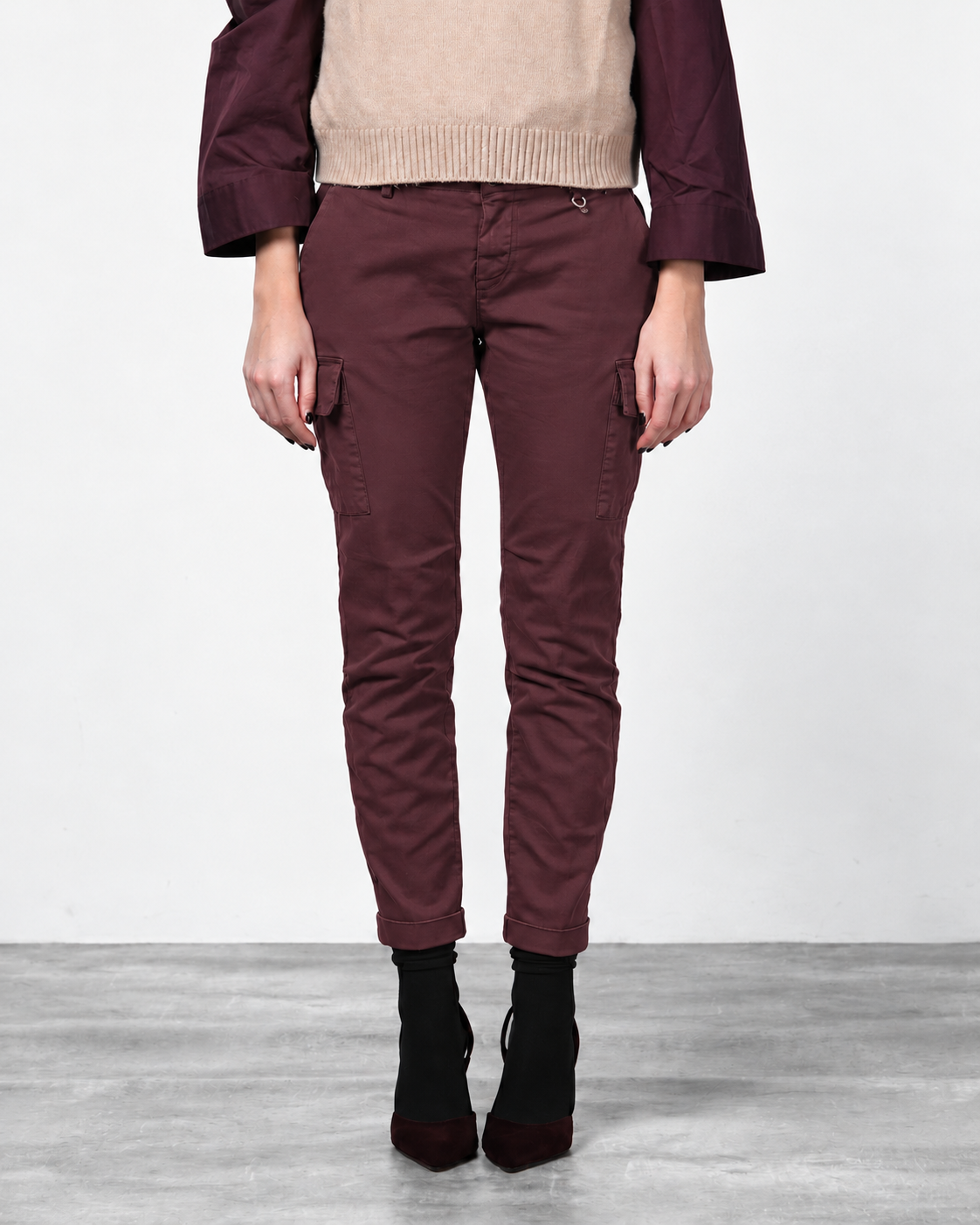 Chile City women’s cargo pants in satin with slim fit