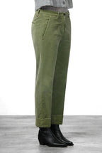 New York Carrot pantalon chino femme en velours lisse carrot fit ①

